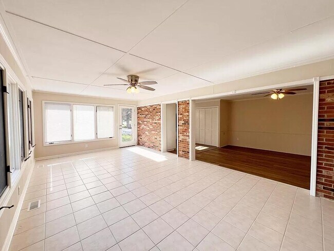 Building Photo - 134 Suber Rd