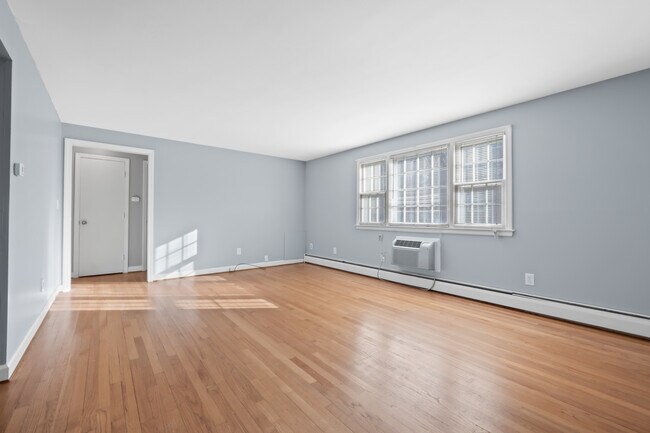 Foto del edificio - 340 Charter Oak St