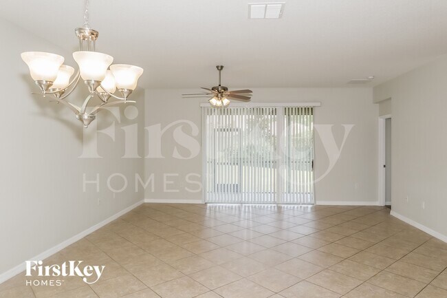 Foto del edificio - 2309 Grantham Ave