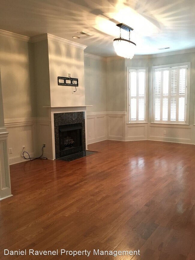 Building Photo - 3 br, 2.5 bath House - 753 Natchez Circle