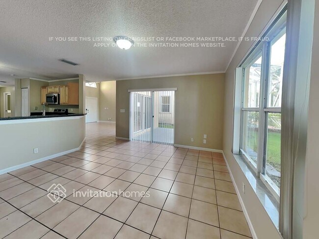 Building Photo - 17460 SW 22nd St