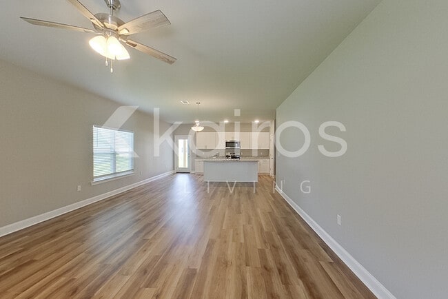 Building Photo - 22858 Balsam Dr