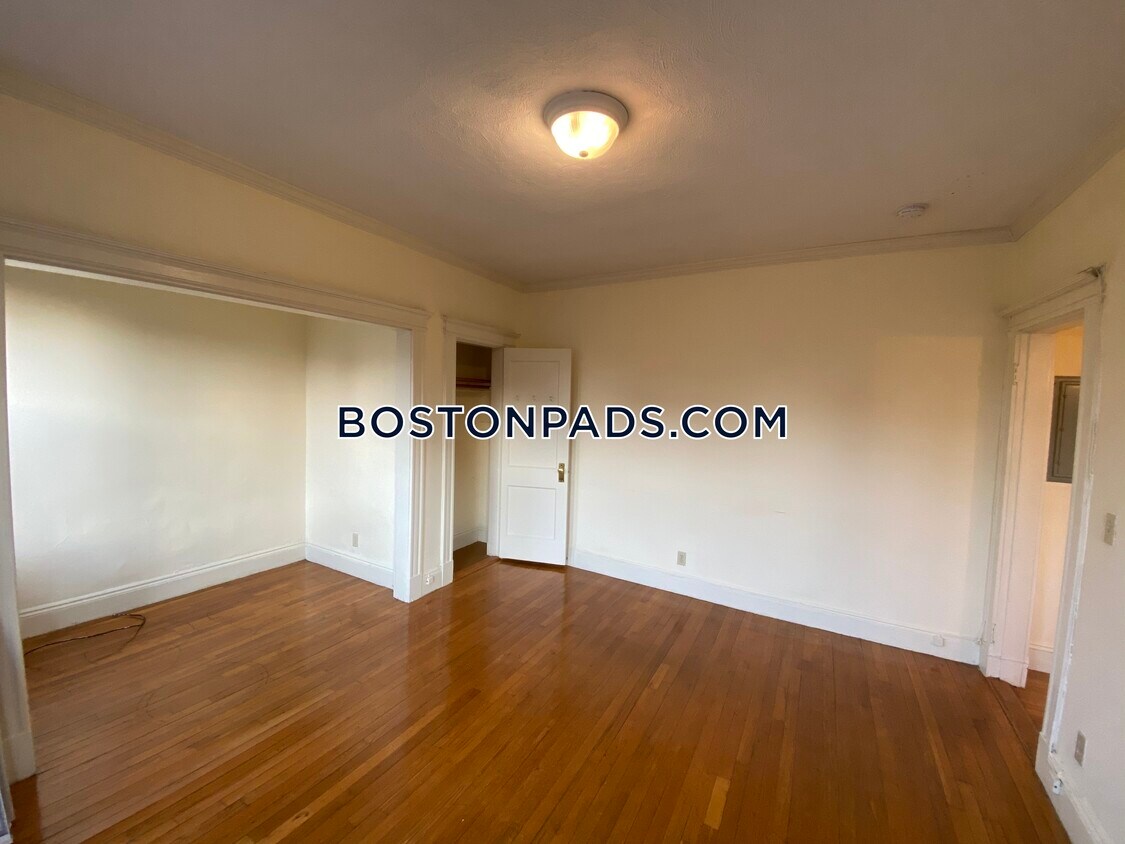 Foto principal - 111 Park Dr