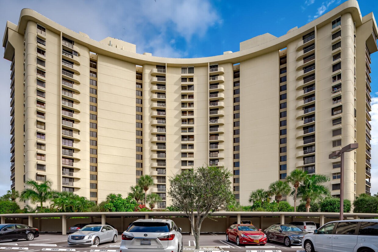 2480 Presidential Way Unit 1101, West Palm Beach, FL 33401 Condo for