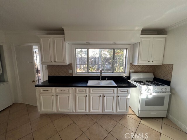 Foto del edificio - 3718 E 15th St