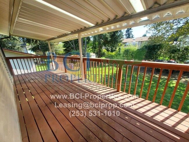 Foto del edificio - Beautiful 4 Bedroom/ 3 Bath Home close to ...
