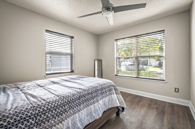 Building Photo - 3417 Kingston St