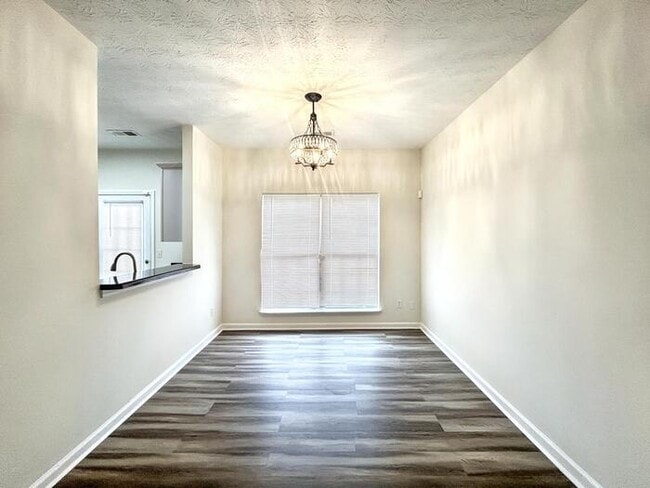 Building Photo - 4159 Park Chase Dr