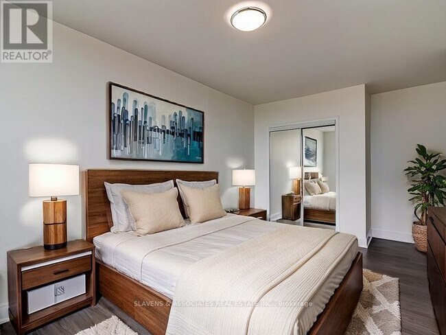 Photo du bâtiment - 9-309 Kingsbridge Ct