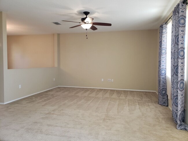 Building Photo - Spacious 2 story single family home in Arb...