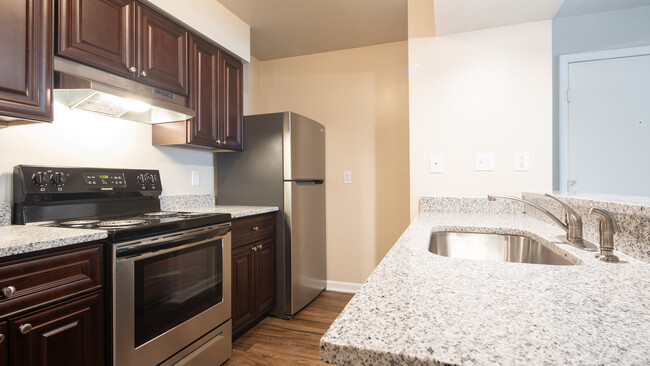 Renovated - Pembroke Crossing Apartments