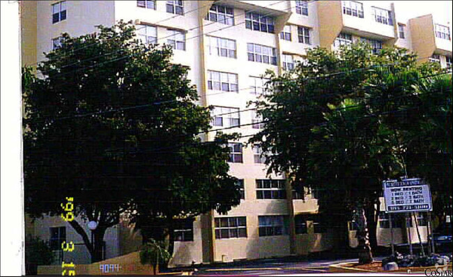 Building Photo - Palmetto Tower Apartments