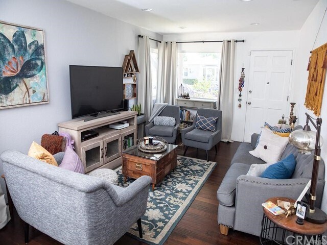 Foto del edificio - 1427 E 55th St