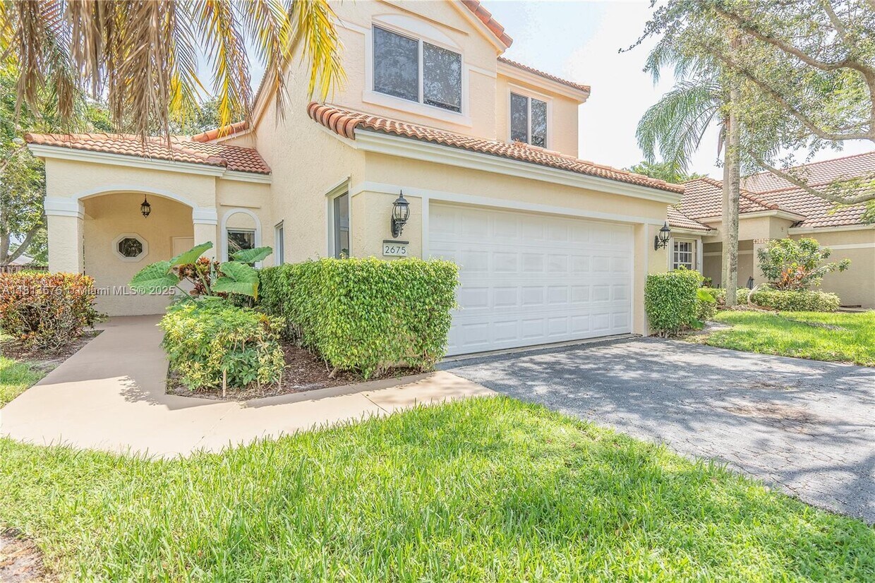 Primary Photo - 2675 Oak Park Cir