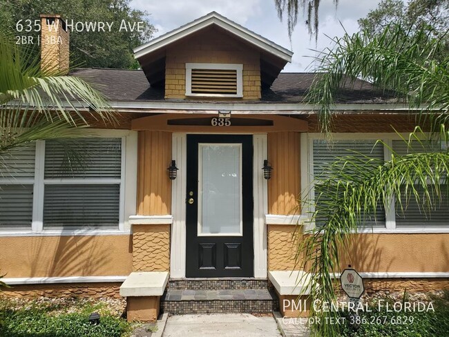 Building Photo - Deland 2/2 Historic Bungalow