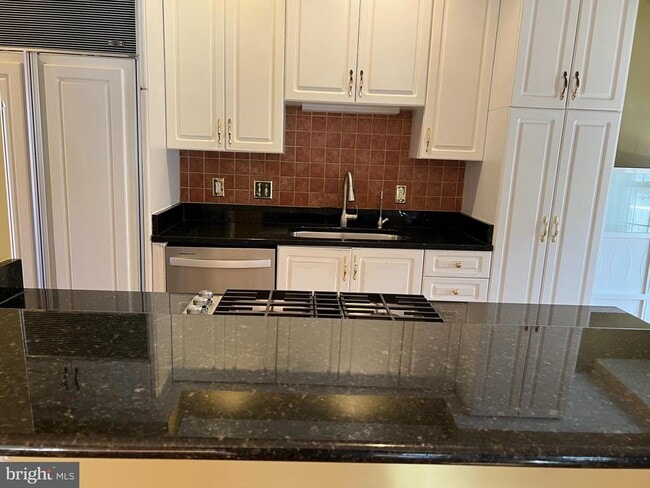 Building Photo - 201 Blaze Climber Way