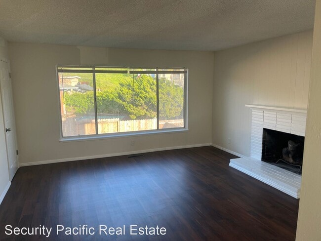 Building Photo - 3 br, 1.5 bath House - 551 Sonoma Ave