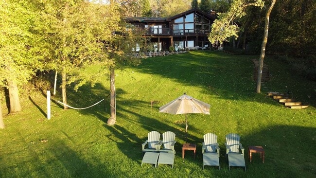 Building Photo - Whitewater Lakefront Furnished Lodge Available for Monthly & Mid-Term Rentals