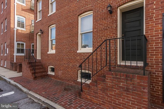 Foto del edificio - 51 E Hughes St