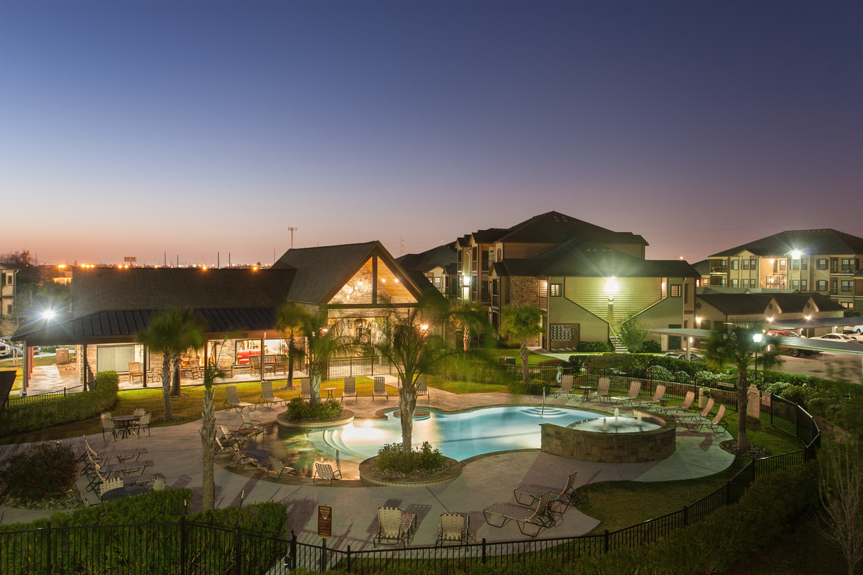 Encore Crossings Apartments - Apartments in Corpus Christi, TX ...