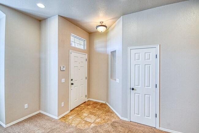 Building Photo - Beautiful three bedroom home with in-ground storm shelter!