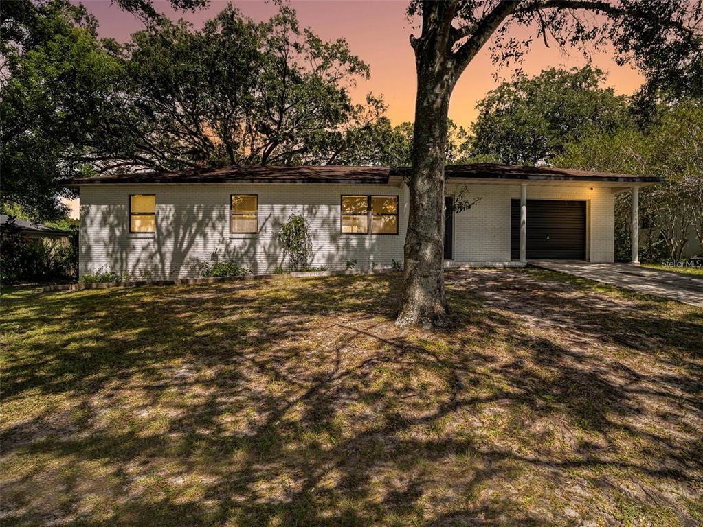 Foto principal - 320 E Daughtery Rd