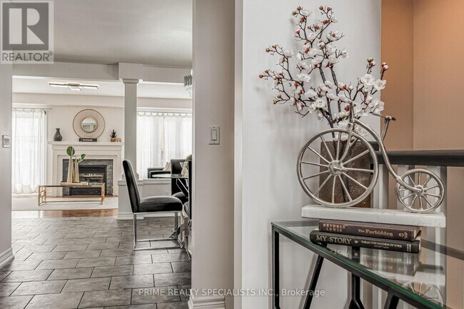 Photo du bâtiment - 8460 Kelsey Cres