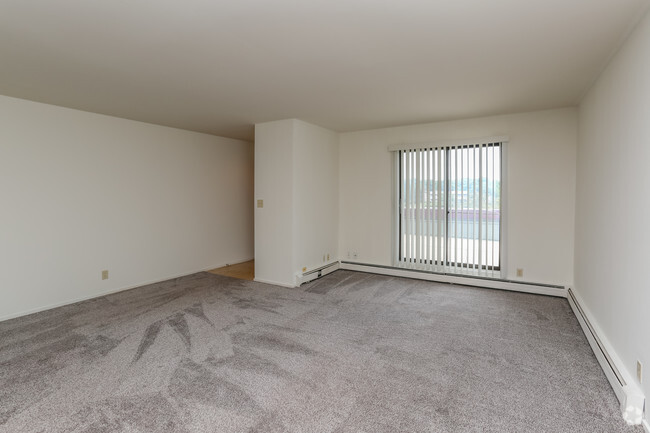 Living Room - Harbor Pointe Apartments