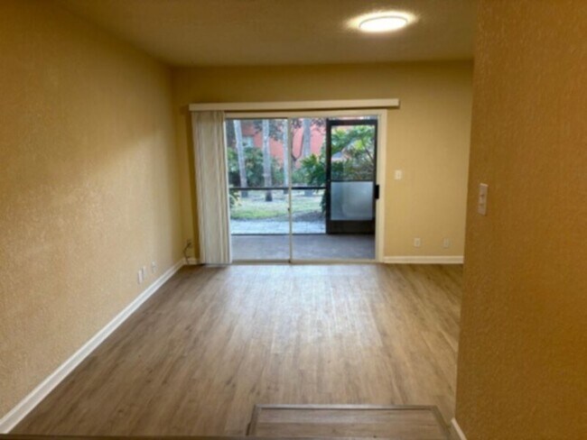 Building Photo - 1 bed 1 bath condo in Downtown Orlando close to ORMC