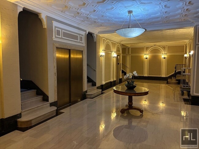 Foto del edificio - WEST 68 STREET