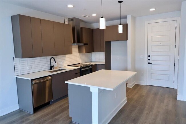 Building Photo - Apartment for Rent
