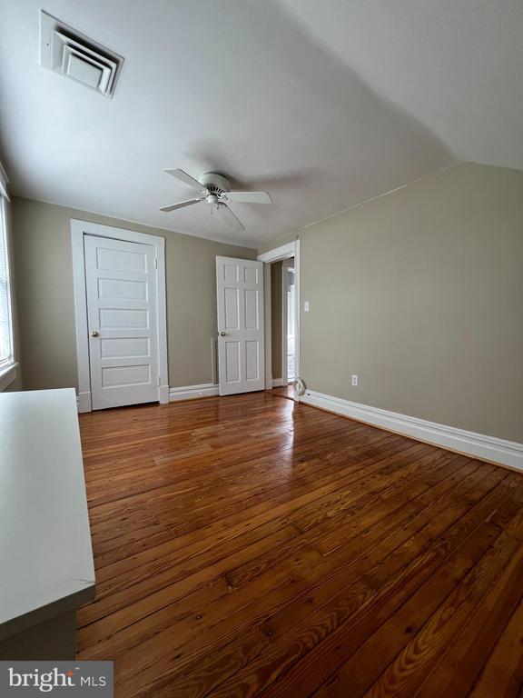 Foto del edificio - 612 N Edgewood St