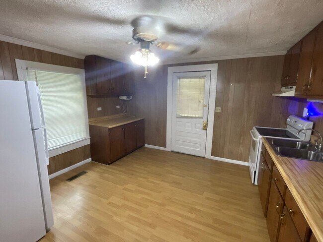 Foto del edificio - Goose Nest Properties-4501/4511 Martha Berry Hwy