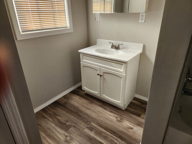 Bathroom - 109 N 8th St