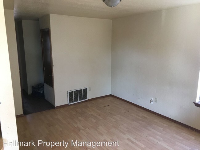 Foto del edificio - 2 br, 1 bath Apartment - 125 Hortense