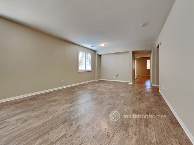 Building Photo - 4020 Vancouver Ln