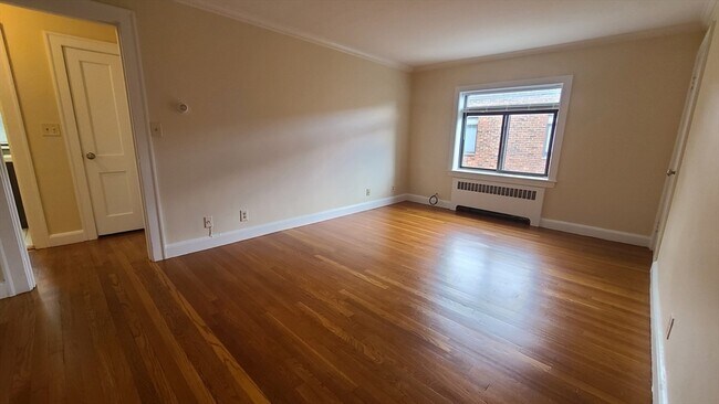 Foto del edificio - 169 Everett St