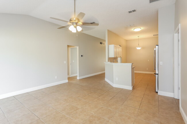 Building Photo - 8077 Welbeck Ln