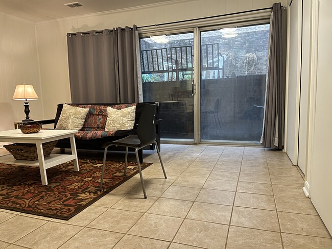 Foto del edificio - 603 G St SW