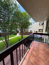 Building Photo - 8309 SW 142nd Ave