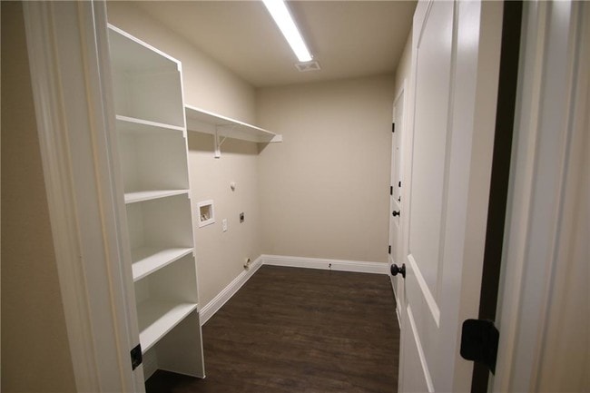 Building Photo - 1325 White Sands Dr.