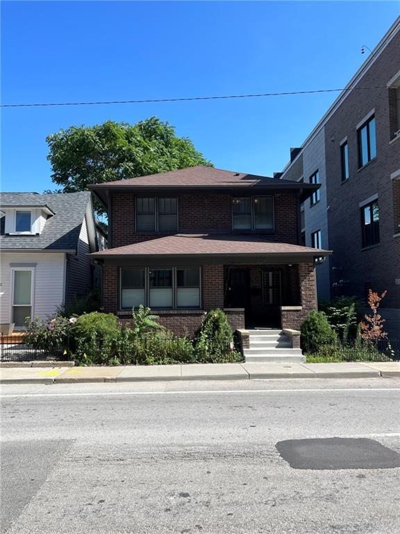 Primary Photo - 524 E Michigan St