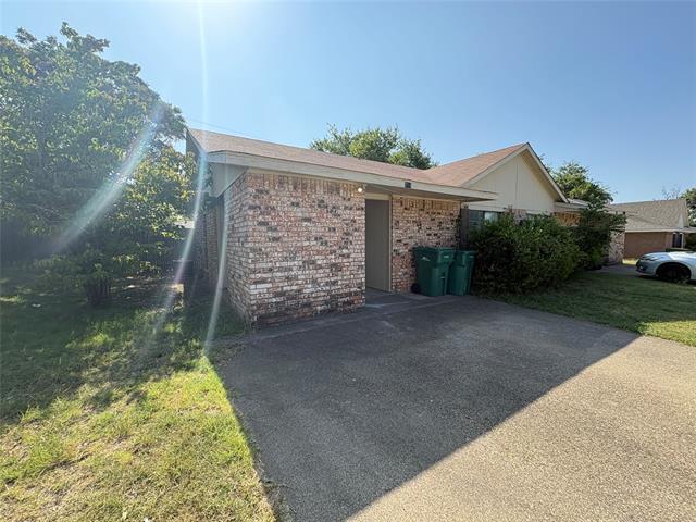 Foto del edificio - 714 Hillcrest Ct