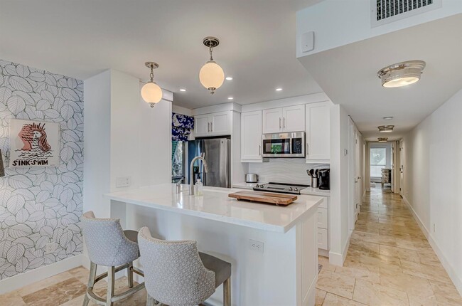 Building Photo - 296 Cypress Point Dr