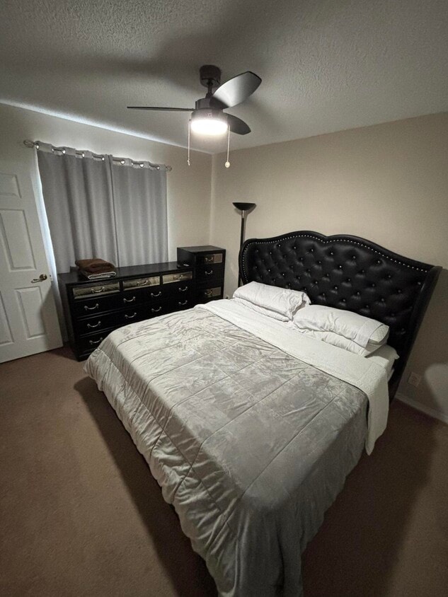 Building Photo - 4915 Pinemore Ln