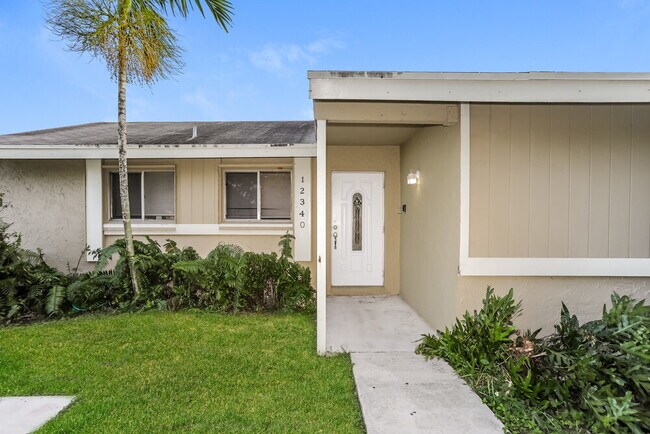 Foto del edificio - 12340 SW 207th Terrace