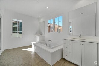 Building Photo - 109 Dolci