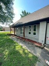 Building Photo - 7526 E 55th Pl