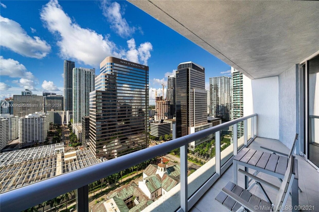 Foto principal - 495 Brickell Ave