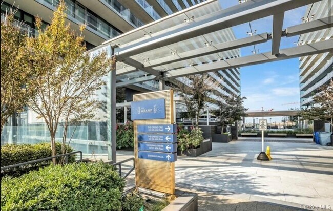 Building Photo - 131-01 40th Rd